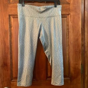 NWT Champion cropped yoga running leggings